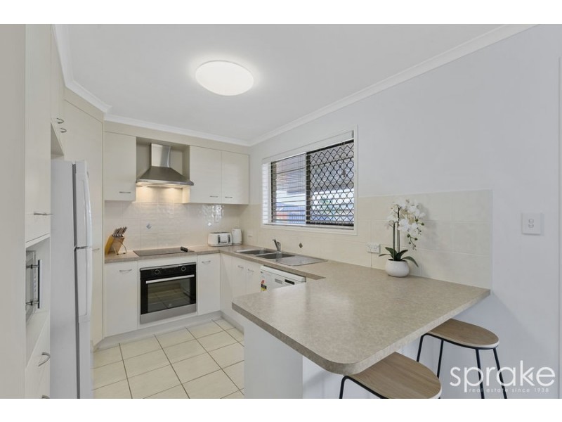 5 Sirius Court, Eli Waters QLD 4655