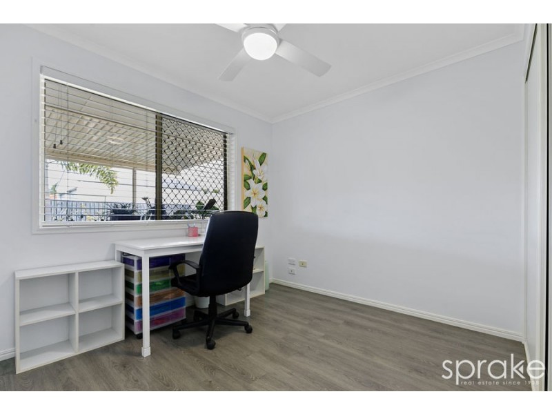5 Sirius Court, Eli Waters QLD 4655