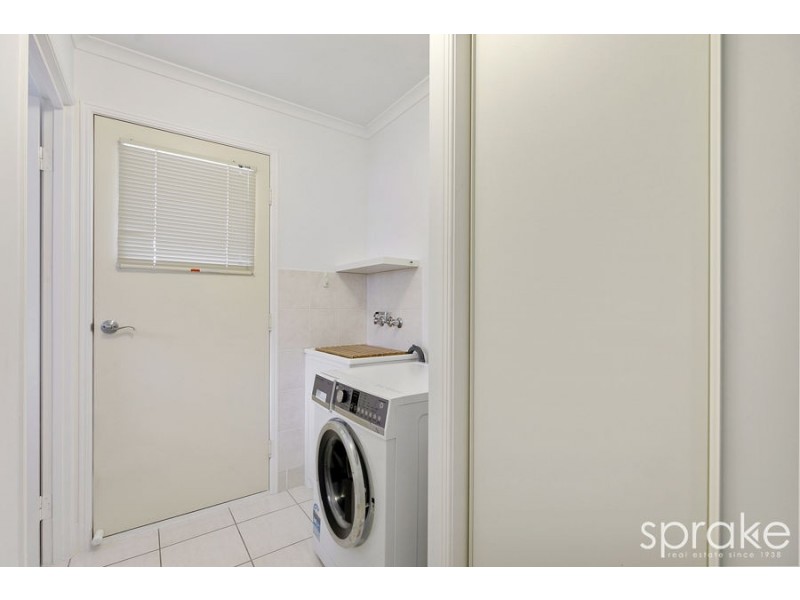 5 Sirius Court, Eli Waters QLD 4655