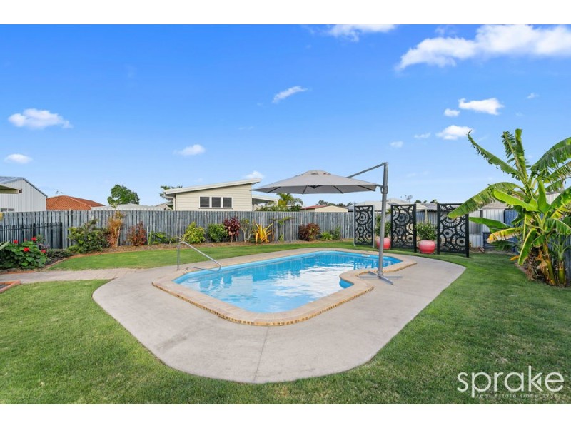 5 Sirius Court, Eli Waters QLD 4655