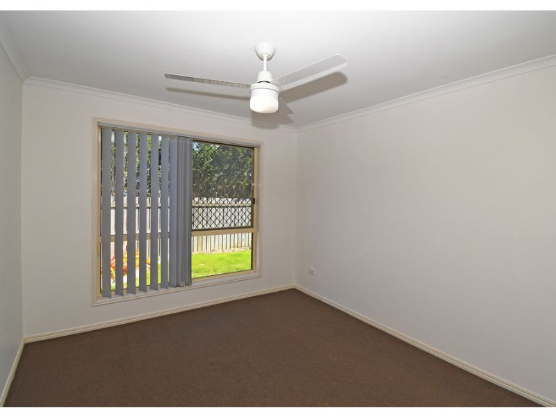 98 Nissen Street, Urraween QLD 4655