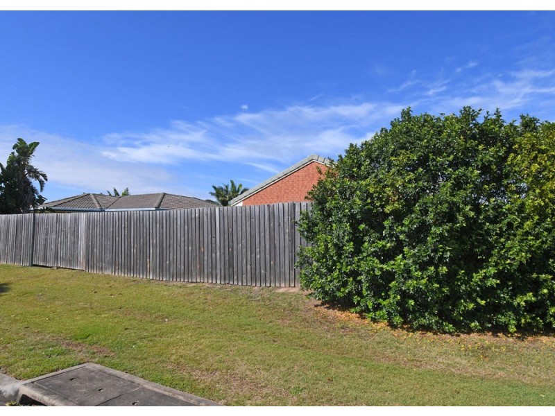 98 Nissen Street, Urraween QLD 4655