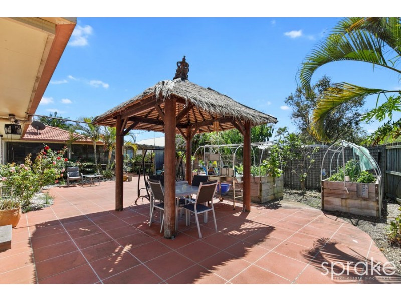 18 Aqualine Drive, Point Vernon QLD 4655