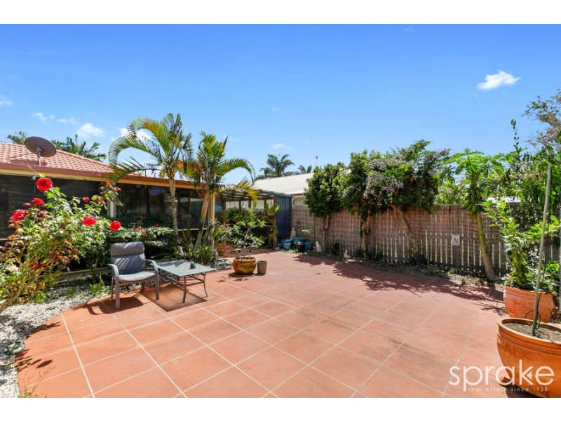 18 Aqualine Drive, Point Vernon QLD 4655