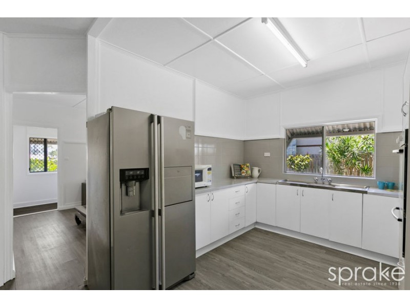 16 Mary Street, Scarness QLD 4655
