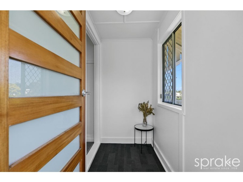 16 Mary Street, Scarness QLD 4655