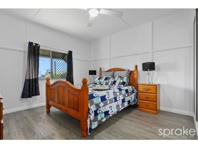 16 Mary Street, Scarness QLD 4655