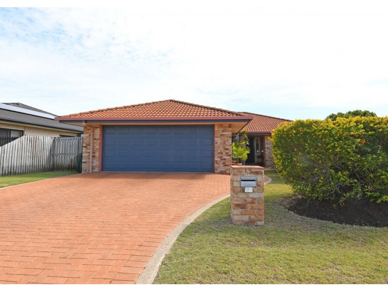 15 Glengarry Court, Kawungan QLD 4655