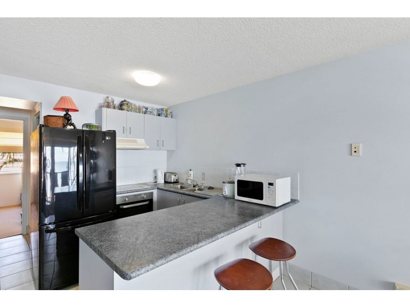 64/17 Buccaneer Drive, Urangan QLD 4655