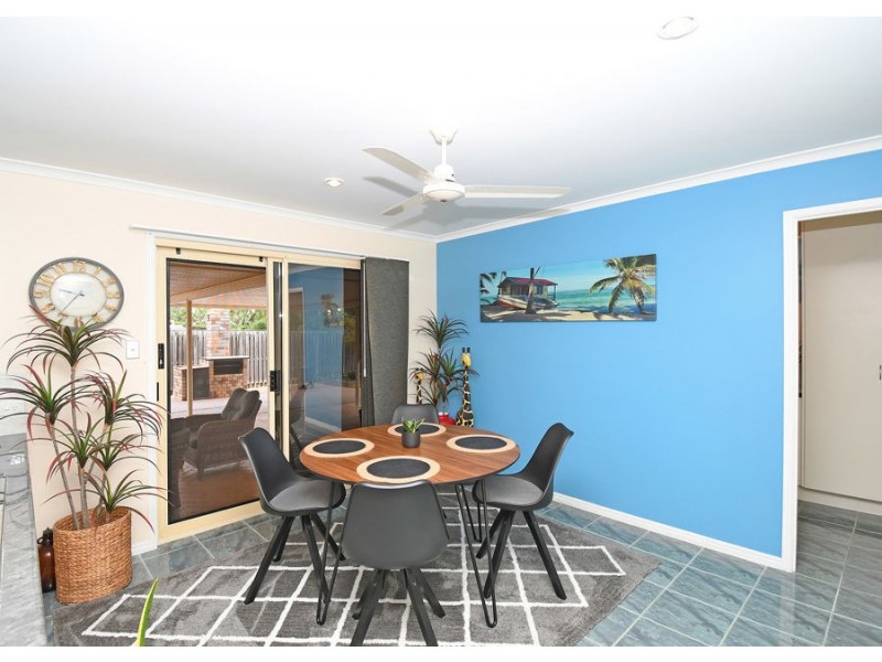 17 Brolga Court, Eli Waters QLD 4655