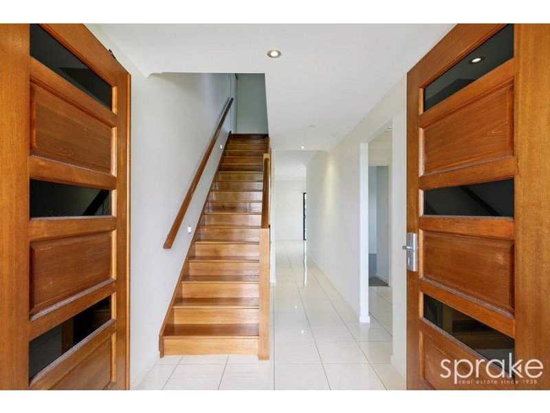 68 Long Street, Point Vernon QLD 4655