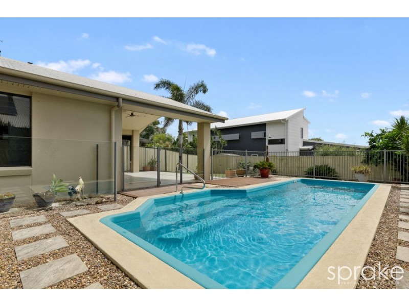 68 Long Street, Point Vernon QLD 4655