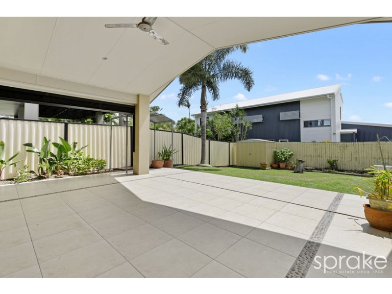 68 Long Street, Point Vernon QLD 4655