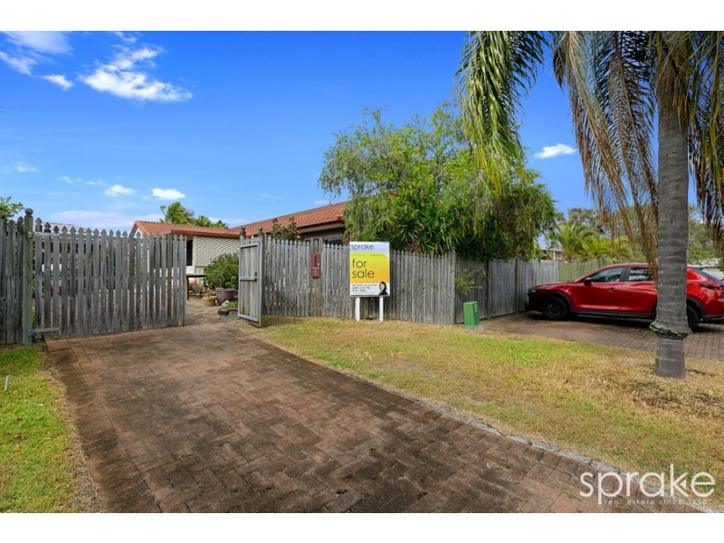 4 Woodland Close, Torquay QLD 4655