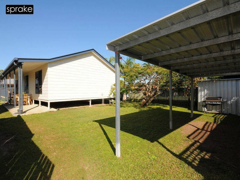 95 Torquay Rd, Scarness QLD 4655