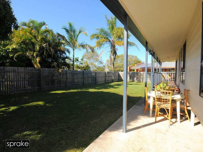 95 Torquay Rd, Scarness QLD 4655