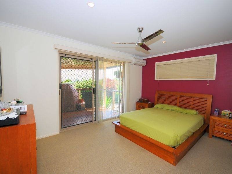 9 Goroka St, Kawungan QLD 4655