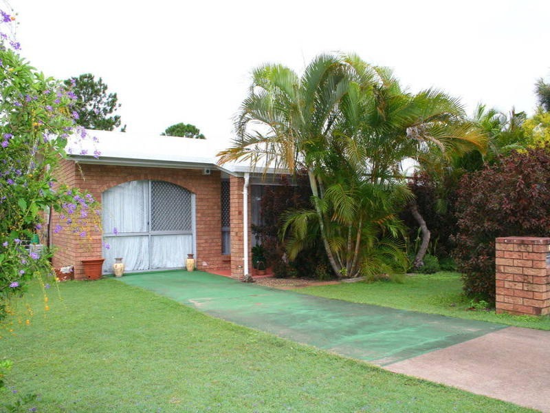 16 Porter Street, Point Vernon QLD 4655