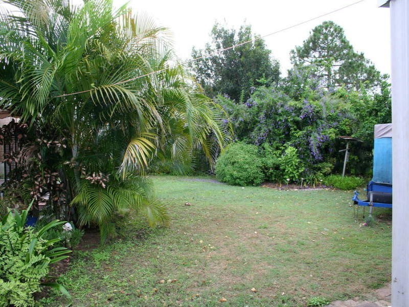 16 Porter Street, Point Vernon QLD 4655