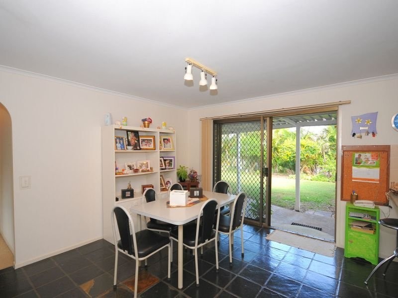 7 York St, Urraween QLD 4655