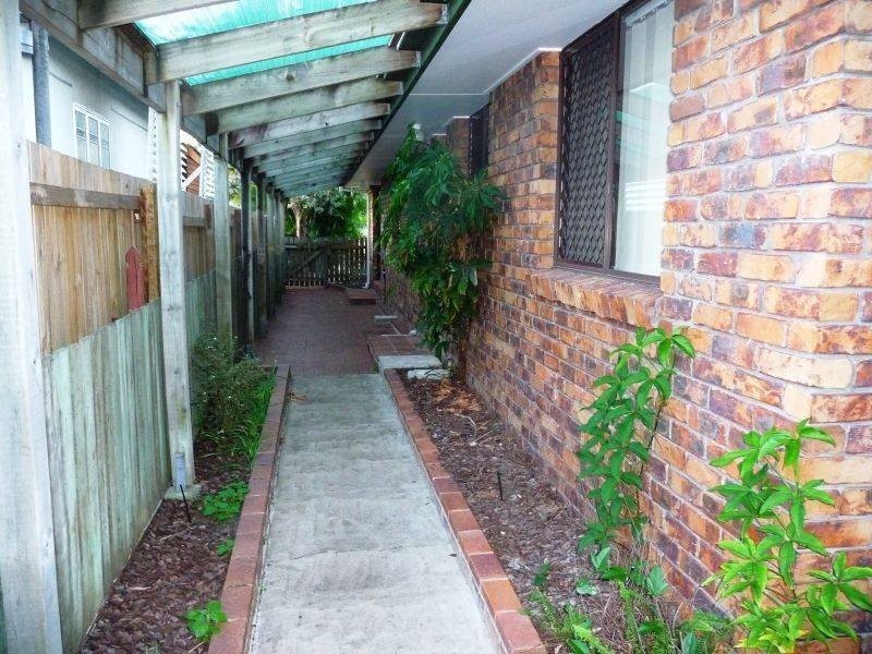 33 Ocean St, Torquay QLD 4655