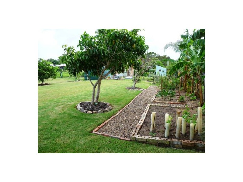 30 Blue Water Rd, Booral QLD 4655