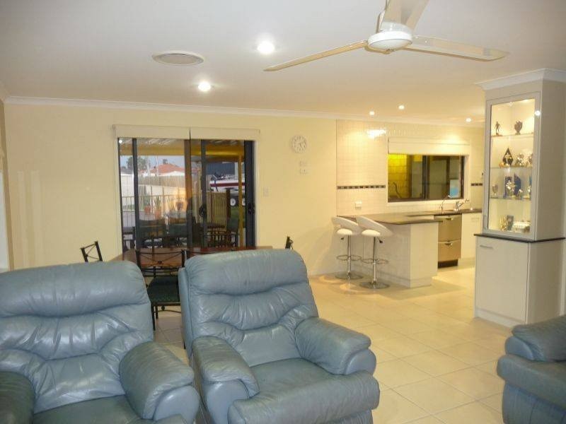 16 Kingston Court, Point Vernon QLD 4655