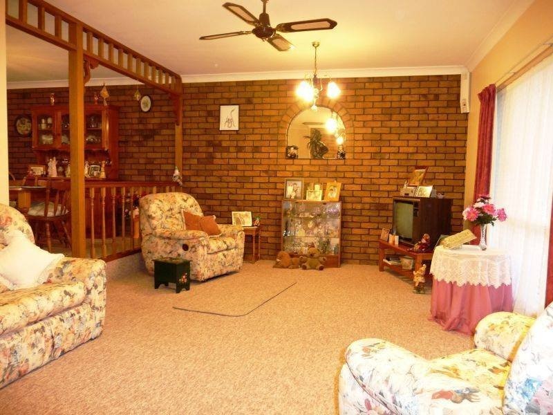 30 Bayrise Drive, Urangan QLD 4655