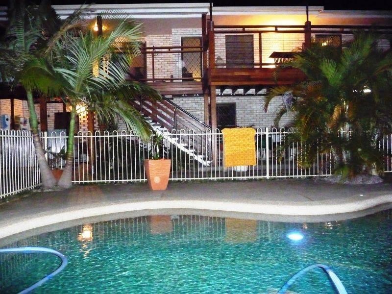 26 Hillcrest Ave, Scarness QLD 4655