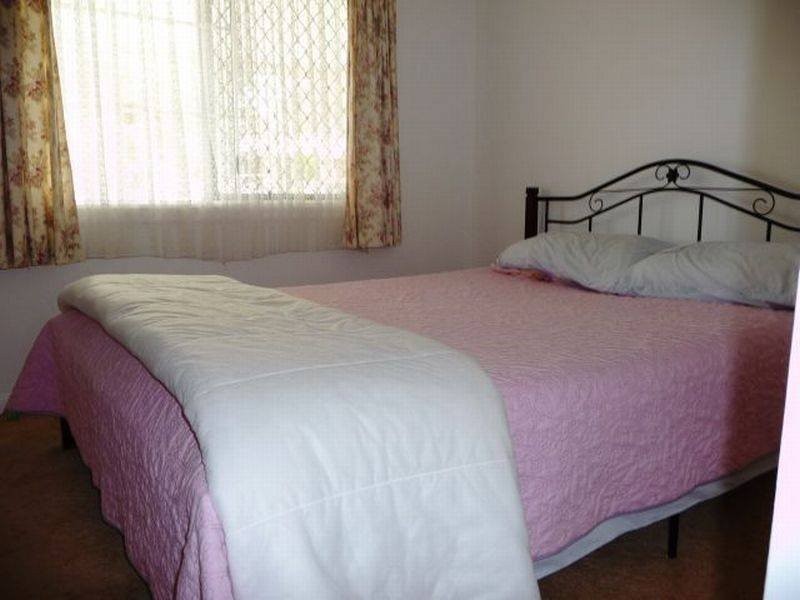 6 Holiday Pde, Scarness QLD 4655