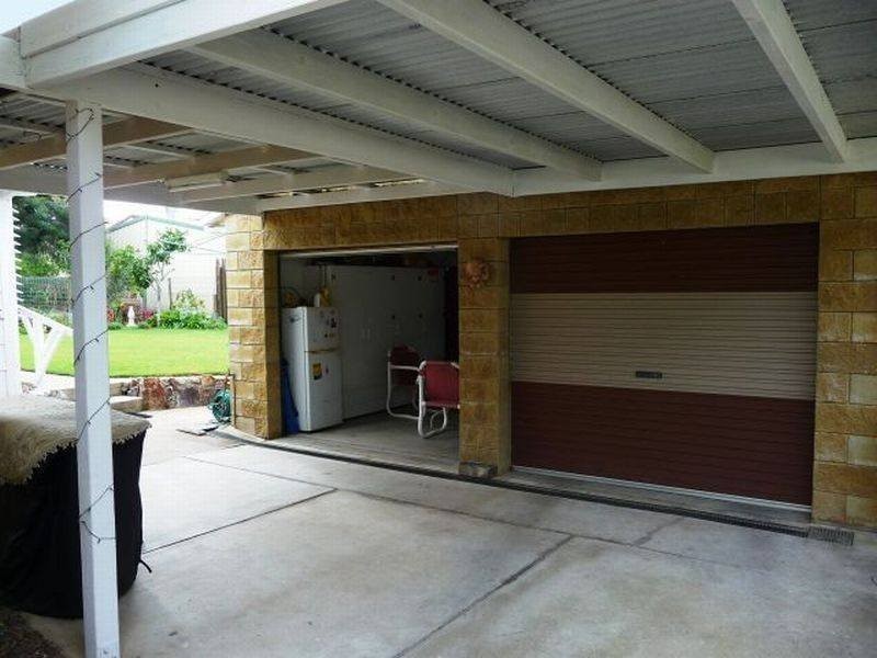 6 Holiday Pde, Scarness QLD 4655