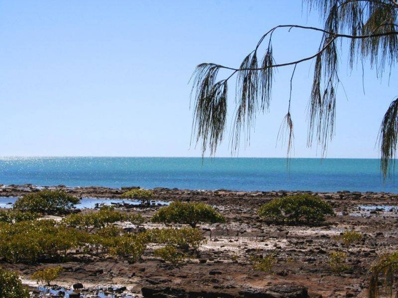 183 Esplanade, Point Vernon QLD 4655