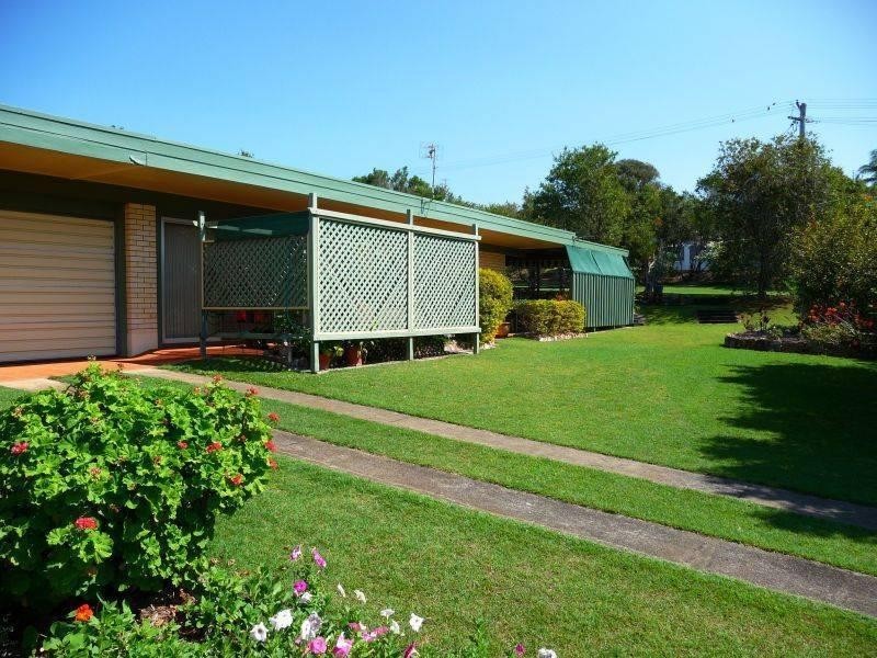 363 Boat Harbour Dr, Scarness QLD 4655