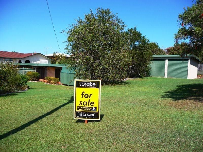 363 Boat Harbour Dr, Scarness QLD 4655