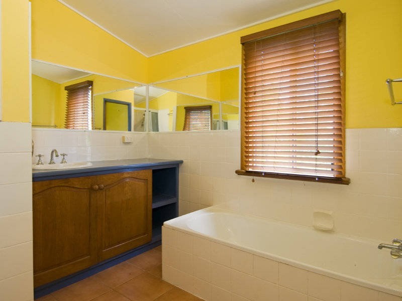 62 Swan Drive, Booral QLD 4655