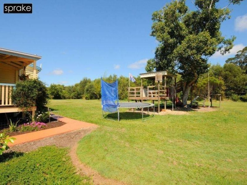 18 Maddever Road, Booral QLD 4655