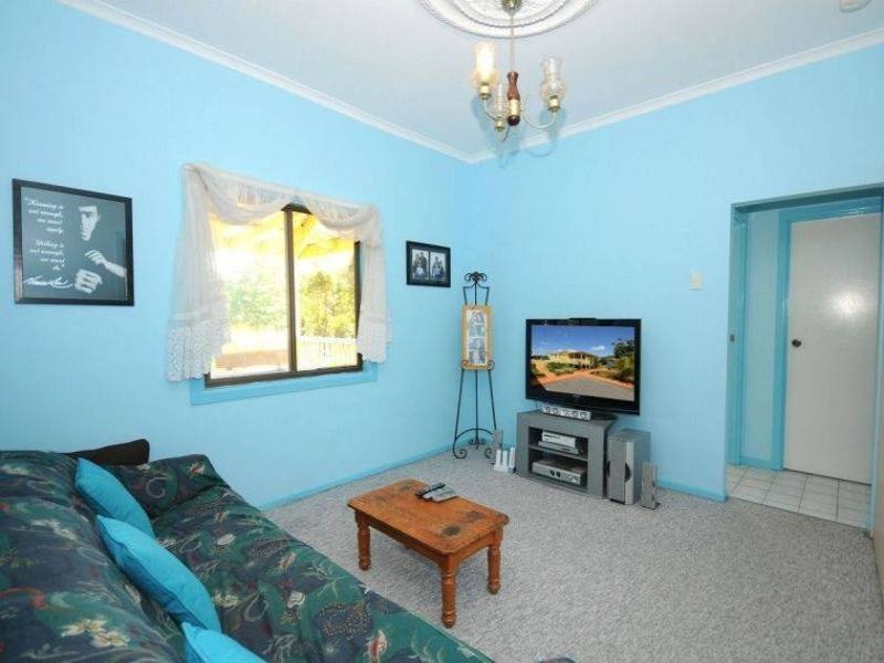 18 Maddever Road, Booral QLD 4655