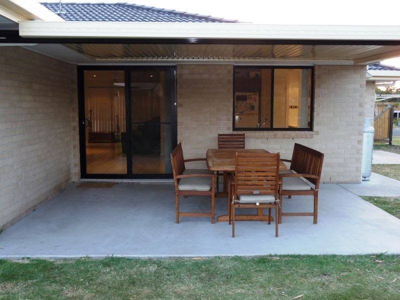24 Ladbroke Cres, Urangan QLD 4655