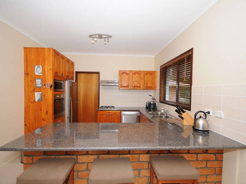 7 Talasea Dr, Kawungan QLD 4655