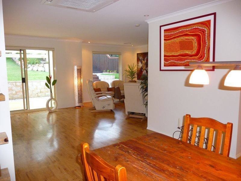 4 Daydream Crt, Kawungan QLD 4655