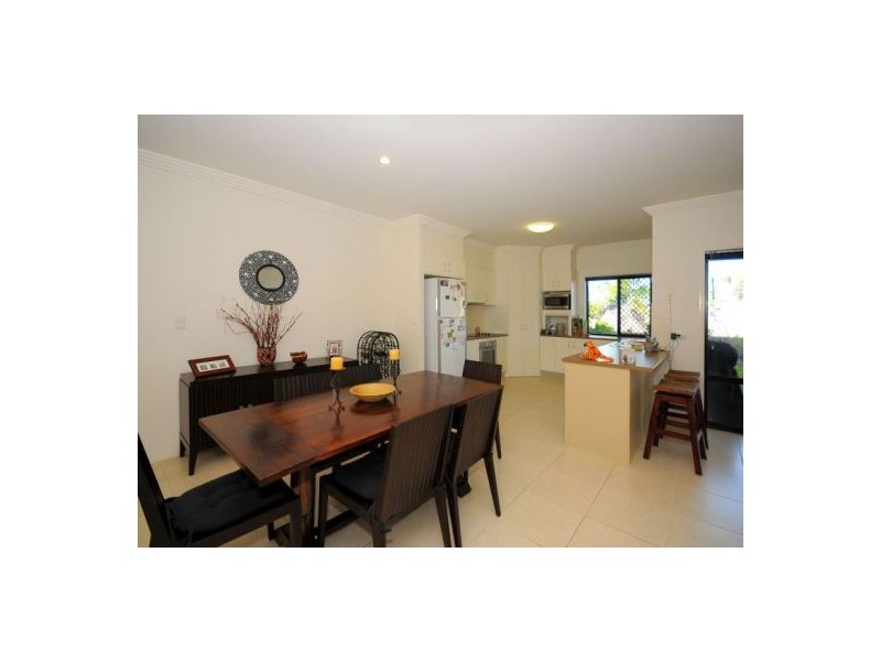 8 Bayswater Drive,, Urraween QLD 4655