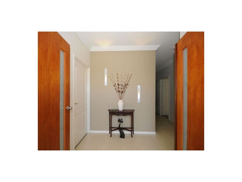 8 Bayswater Drive,, Urraween QLD 4655