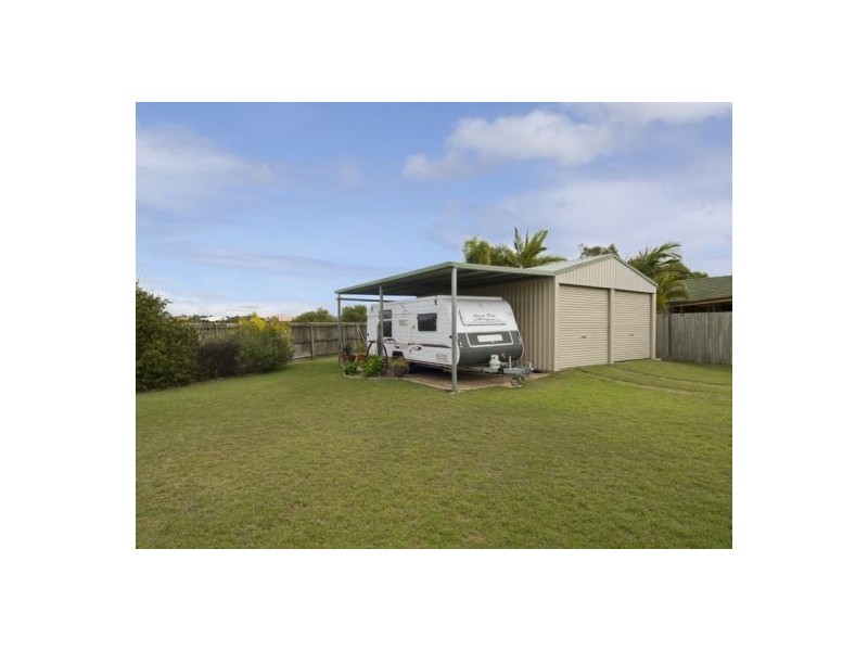 9 Brampton Court, Kawungan QLD 4655