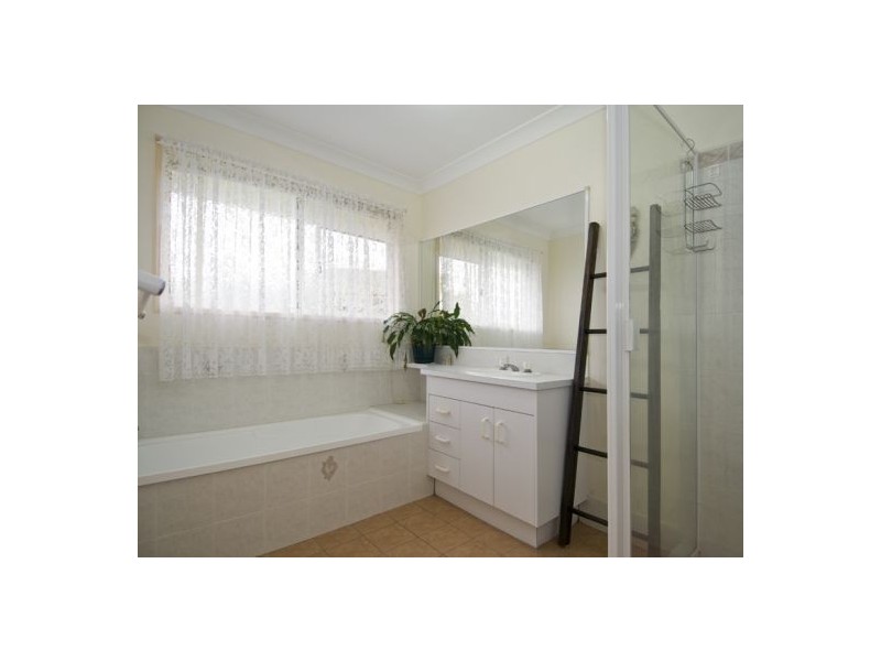 9 Brampton Court, Kawungan QLD 4655