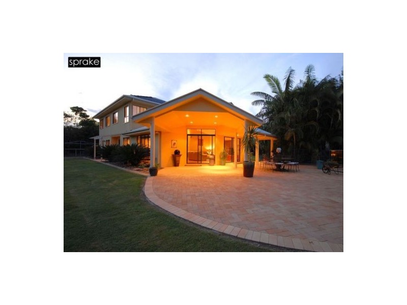 19 Belmoreana Crt, Dundowran Beach QLD 4655