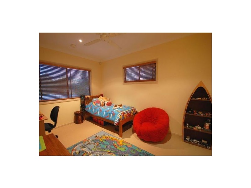 19 Belmoreana Crt, Dundowran Beach QLD 4655