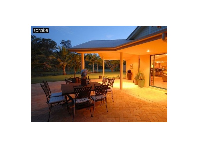 19 Belmoreana Crt, Dundowran Beach QLD 4655