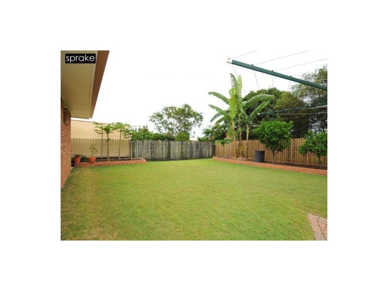 51 Dover Street, Pialba QLD 4655