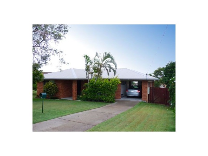 74 Murphy St, Point Vernon QLD 4655
