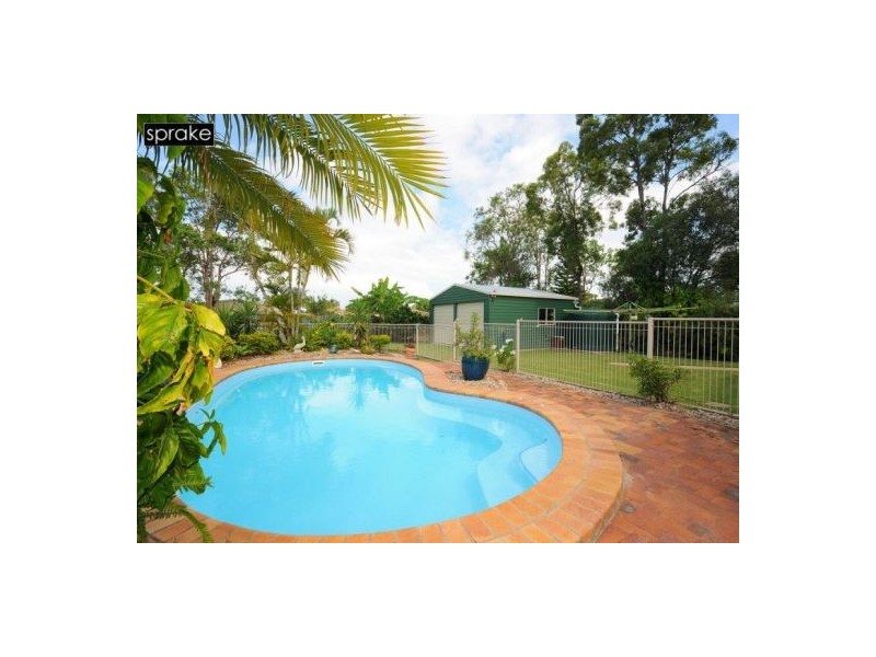 8 Birch Court, Kawungan QLD 4655